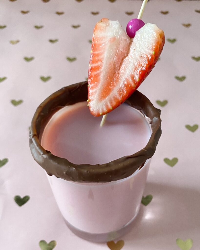 strawberry shooters with tequila rose
